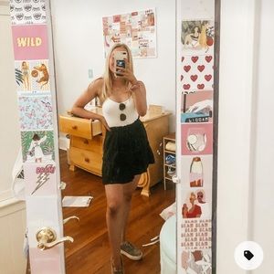 Aritzia Sunday Best ruffled black skirt